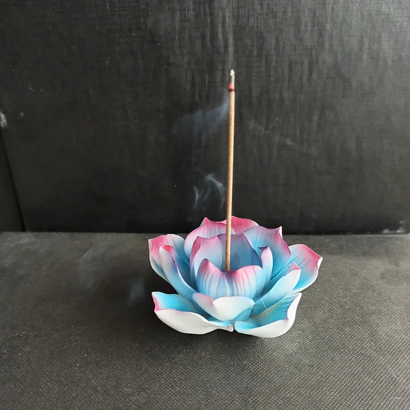 Quemador de Incienso Loto Blanco de Cerámica – Porta Incienso Artesanal para Varillas – Decoración Budista